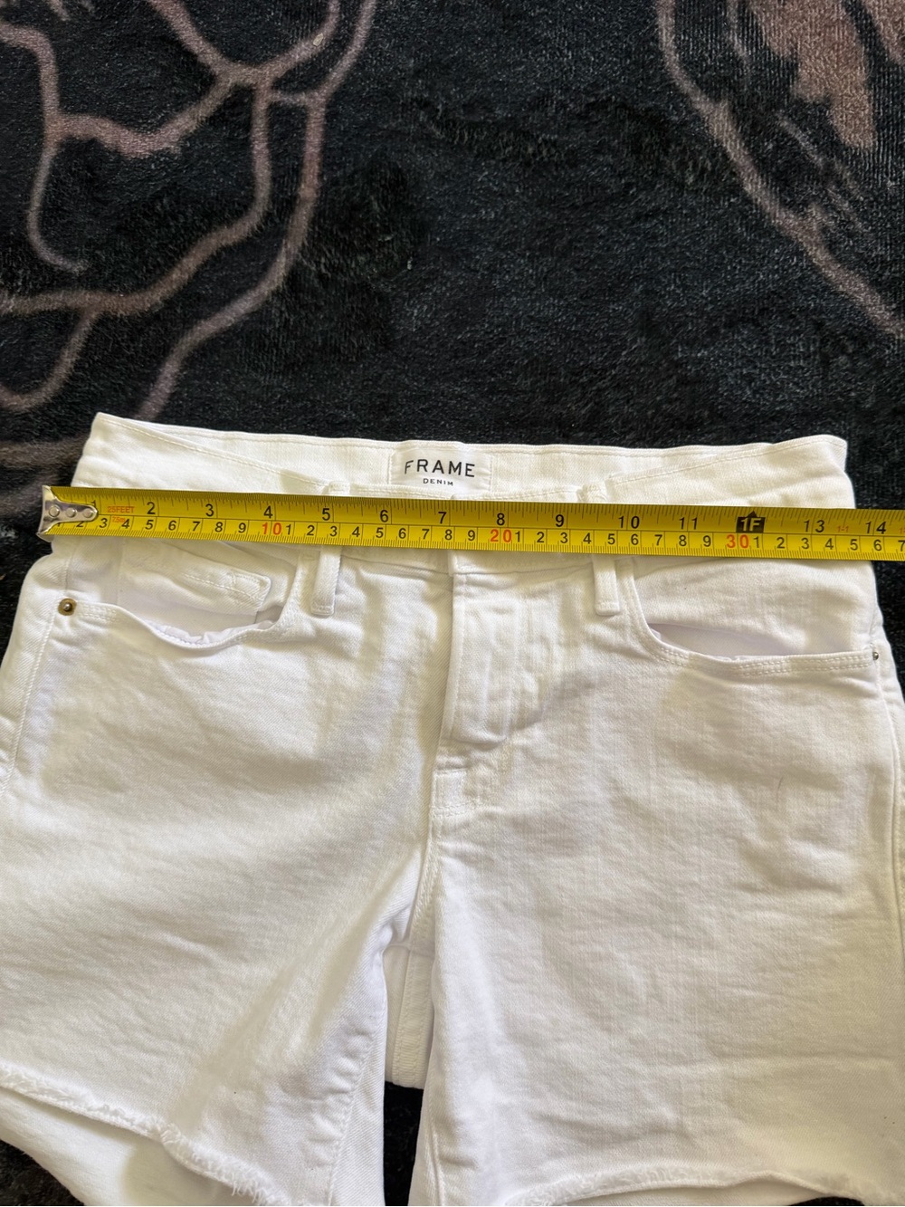Frame Denim White High-Rise Frayed Hem Jean Shorts - Picture 4 of 10